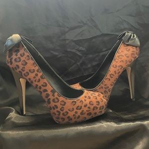 DOLCE VITA Leopard Print Leather Pony Hair Pumps Heels Size 8